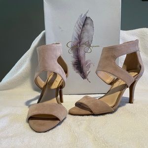Jessica Simpson Mekos heel